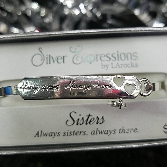 ❤💋Gorgeous❤💋silver Expressions ❤💋 bracelet - Picture 5 of 5